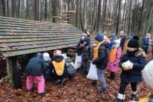 Przedszkolaki z Jedwabna pamiętają o mieszkańcach lasu